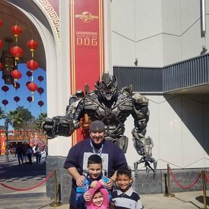 Meet your Posher, Raymond